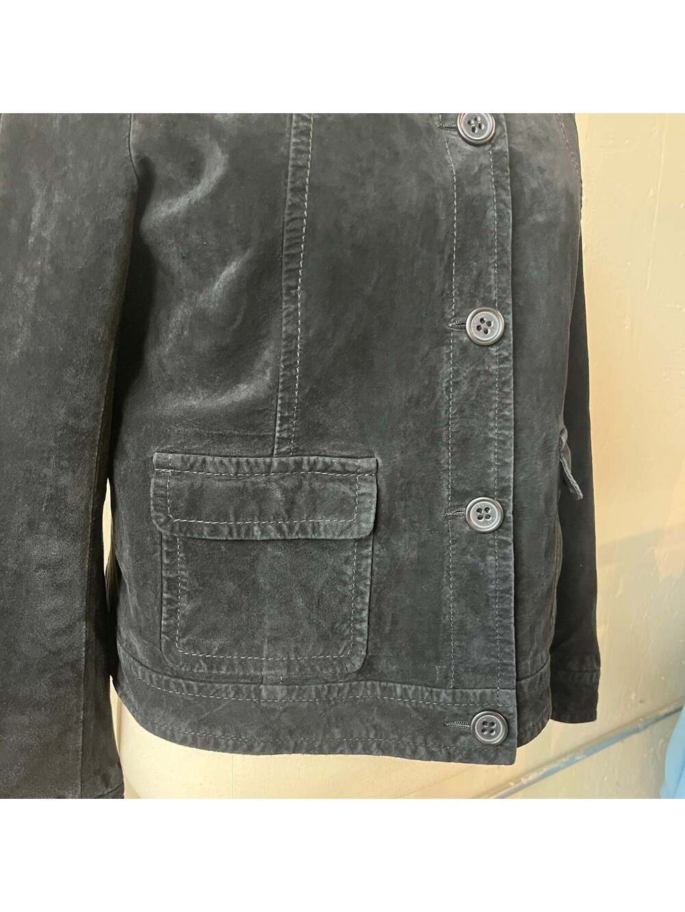Suede Jacket (L) - Picture 3 of 6